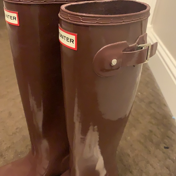 Hunter rain boots and socks - Picture 3 of 5